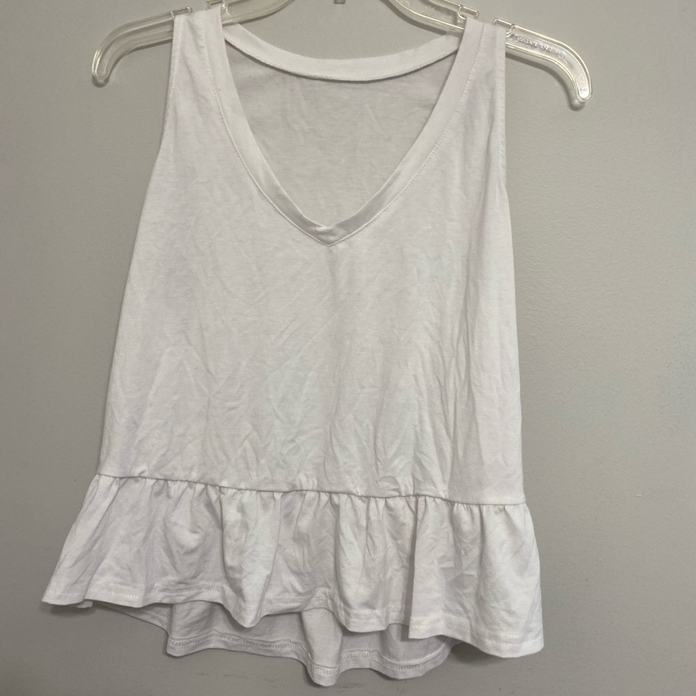 LYANER white crop top